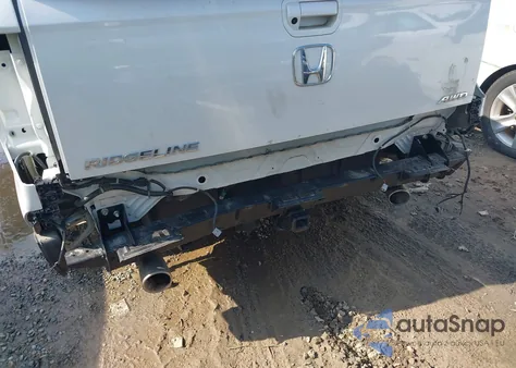 2023 Honda Ridgeline Black Edition z USA, uszkodzony, nr VIN 5FPYK3F86PB052652